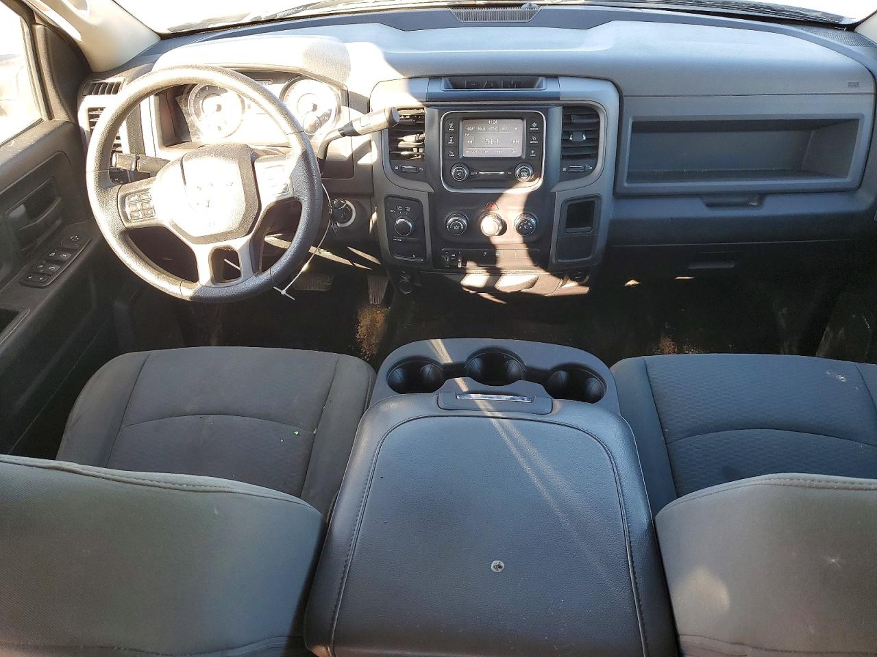 2014 RAM 1500 ST photo 8
