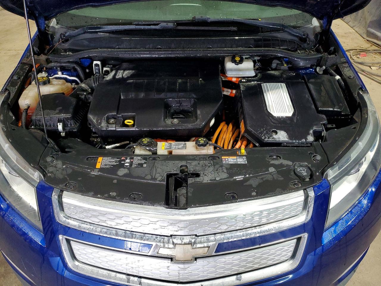 2013 CHEVROLET VOLT photo 11