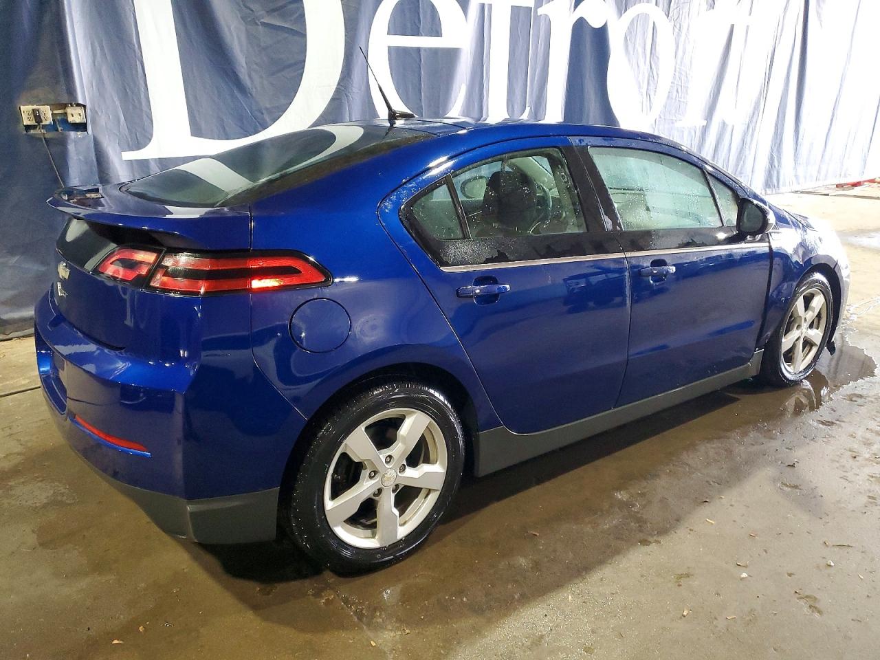 2013 CHEVROLET VOLT photo 3