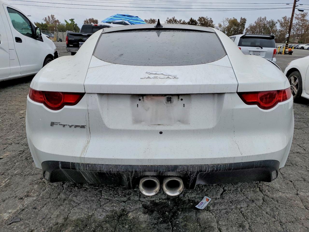 2015 JAGUAR F-TYPE photo 6