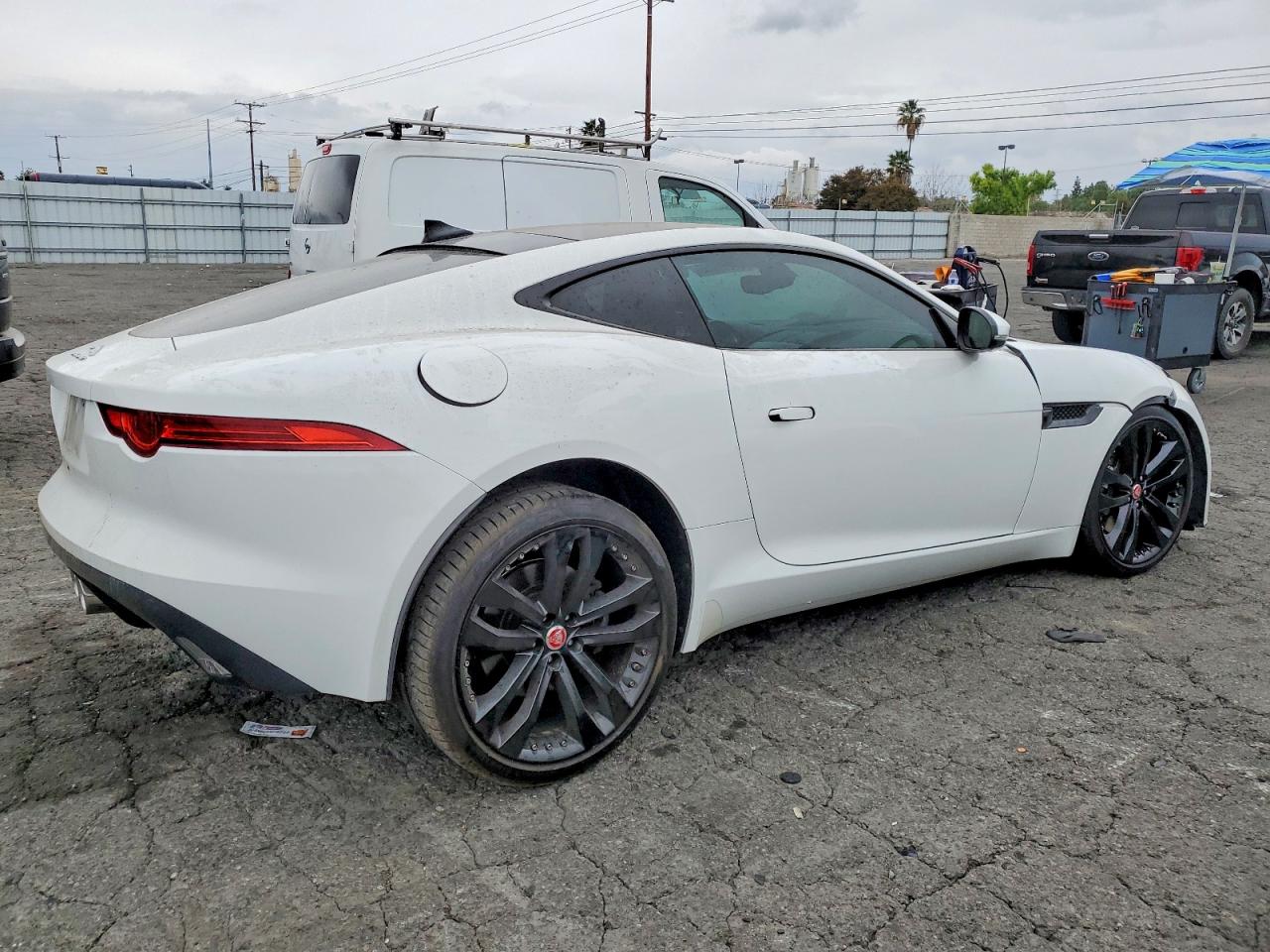 2015 JAGUAR F-TYPE photo 3
