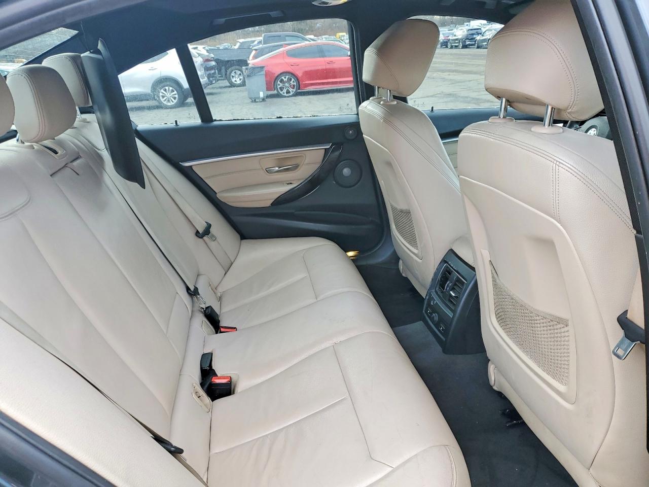 2016 BMW 328 XI SULEV photo 10