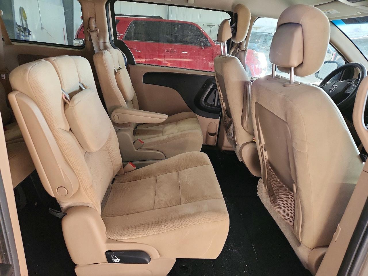 2015 DODGE GRAND CARAVAN SXT photo 11