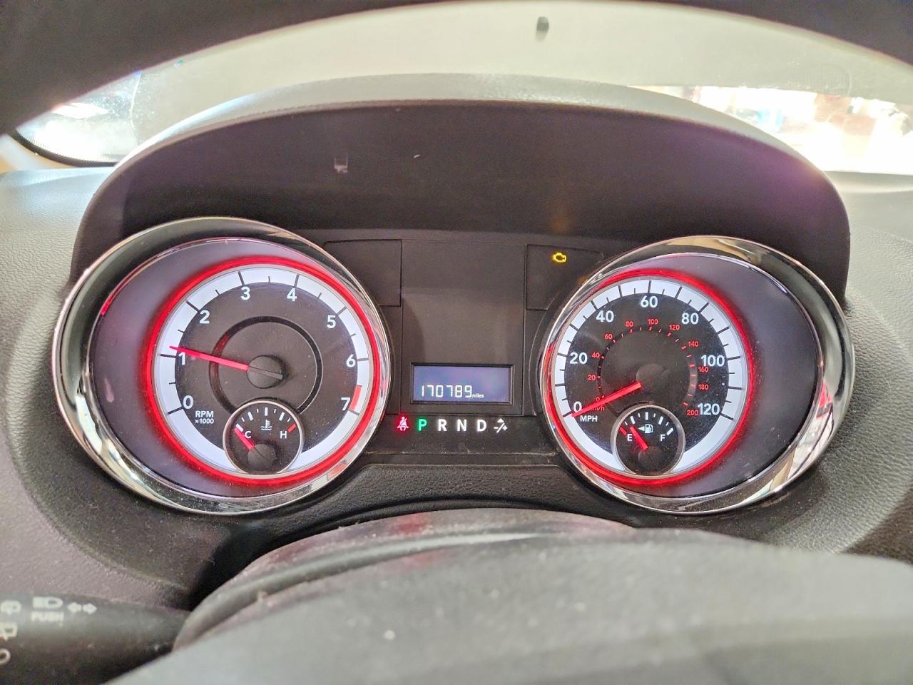 2015 DODGE GRAND CARAVAN SXT photo 9