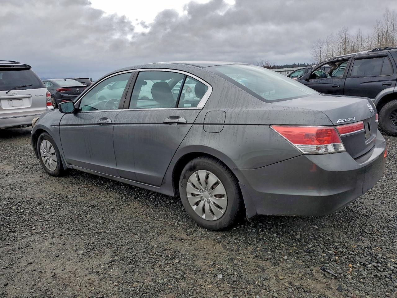 2012 HONDA ACCORD LX photo 2