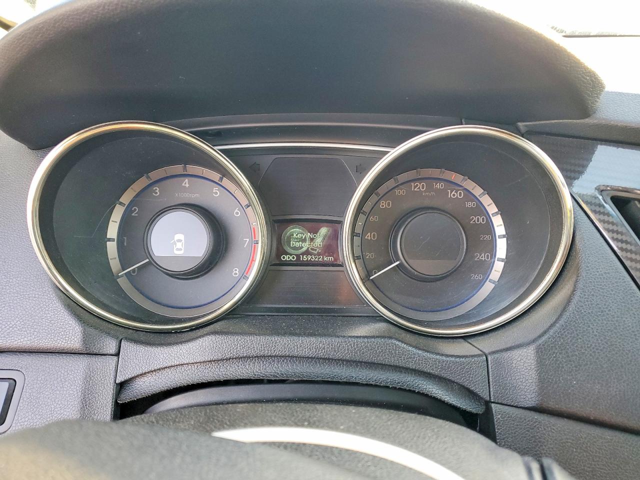 2012 HYUNDAI SONATA SE photo 9