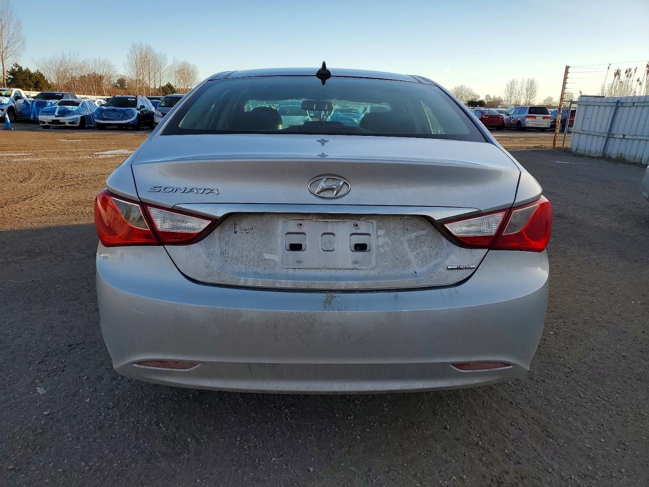 2012 HYUNDAI SONATA SE photo 6