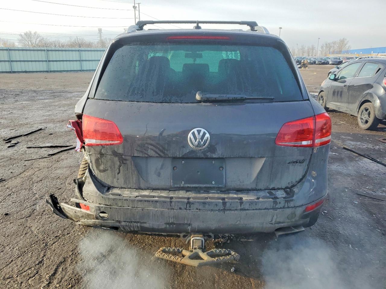 2012 VOLKSWAGEN TOUAREG V6 TDI photo 6