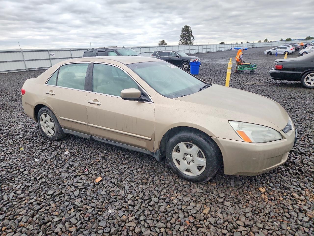 2005 HONDA ACCORD LX photo 4