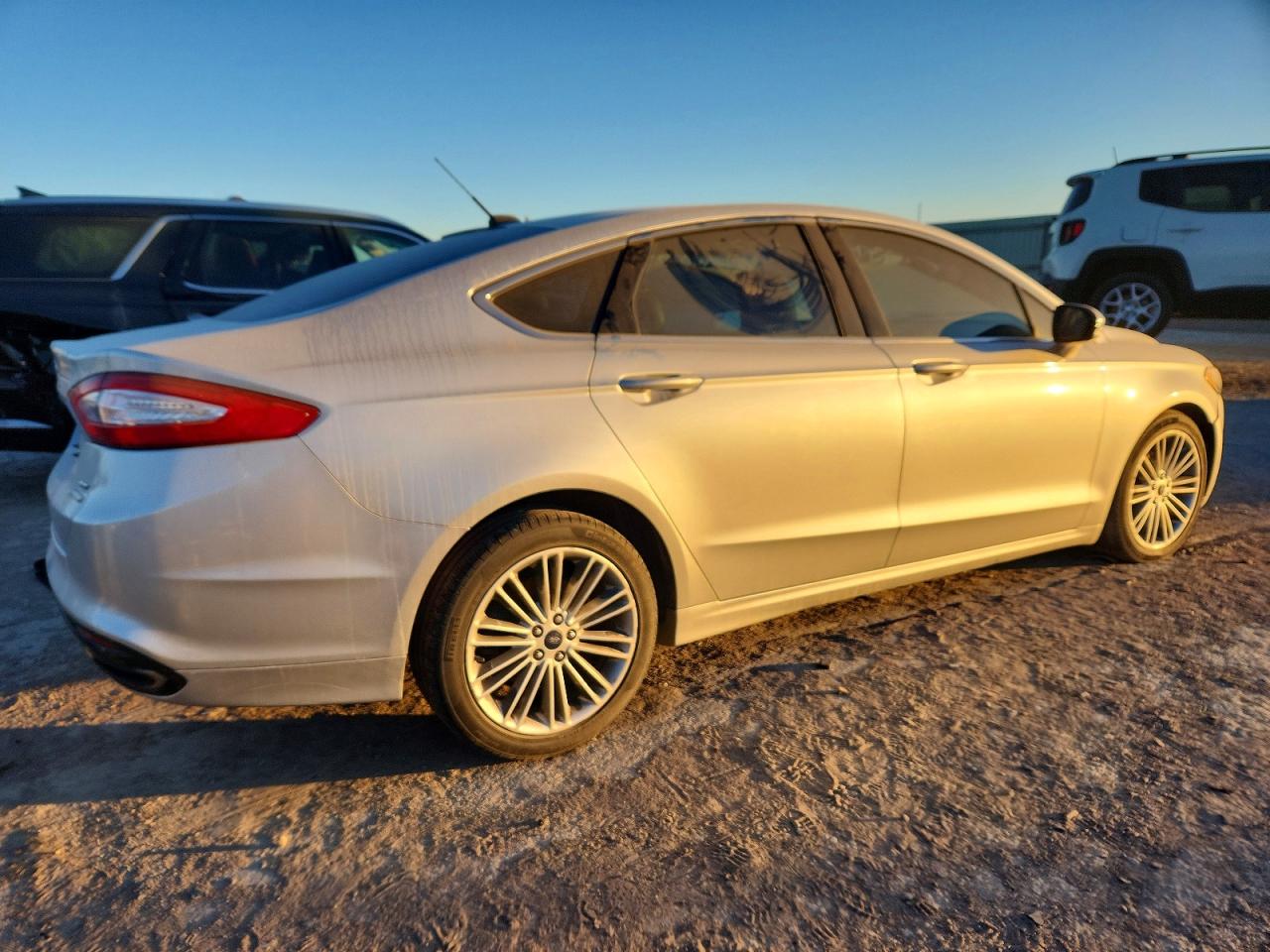 2013 FORD FUSION SE photo 3