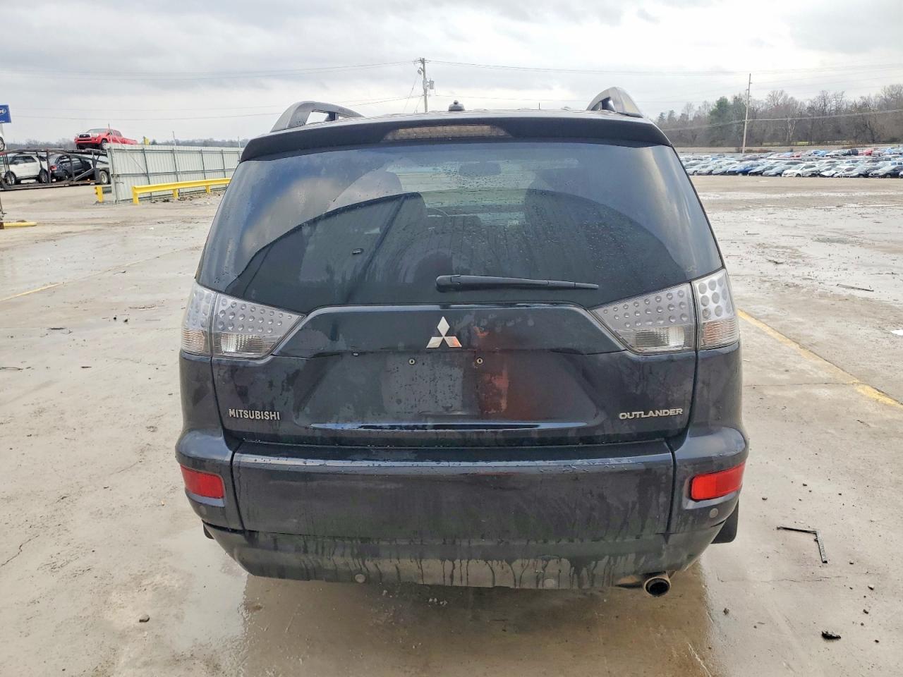 2012 MITSUBISHI OUTLANDER SE photo 6