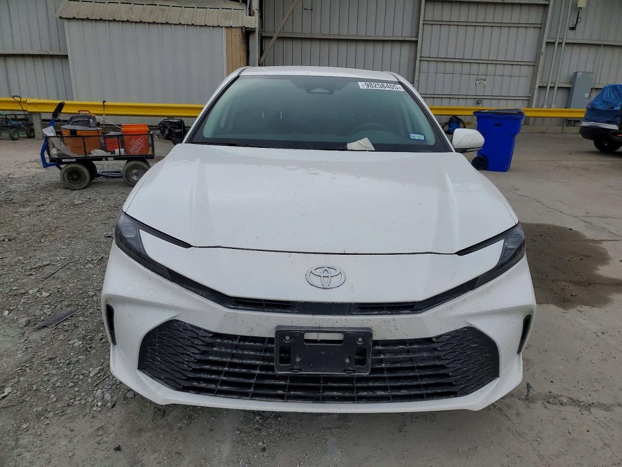 2025 TOYOTA CAMRY XSE photo 5