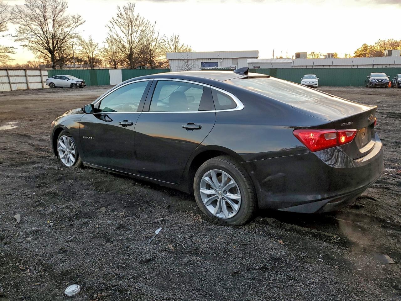 2025 CHEVROLET MALIBU LT photo 2
