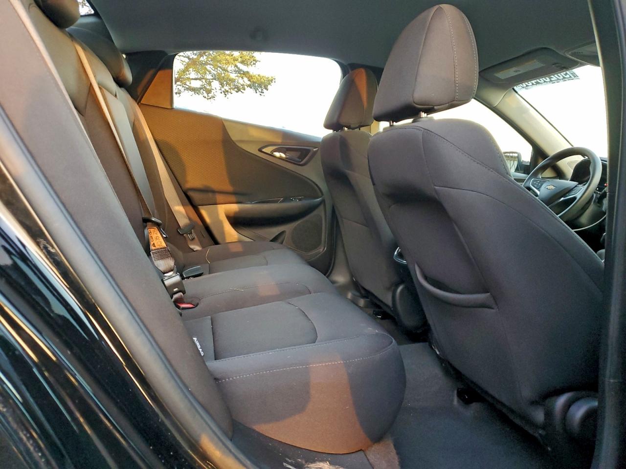 2025 CHEVROLET MALIBU LT photo 10