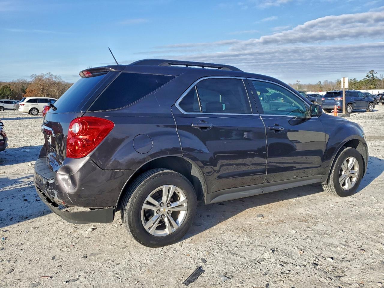 2015 CHEVROLET EQUINOX LT photo 3