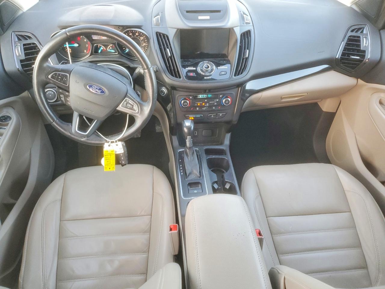 2017 FORD ESCAPE TITANIUM photo 8