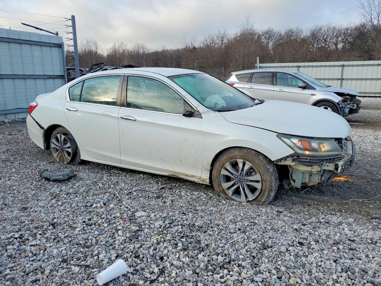 2013 HONDA ACCORD LX photo 4