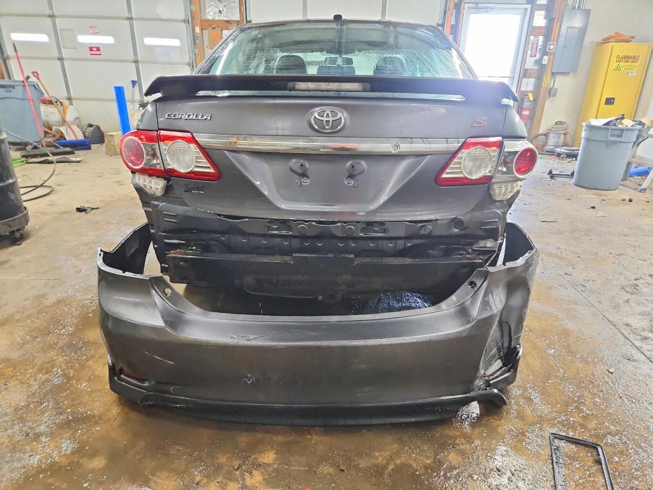 2012 TOYOTA COROLLA BASE photo 6