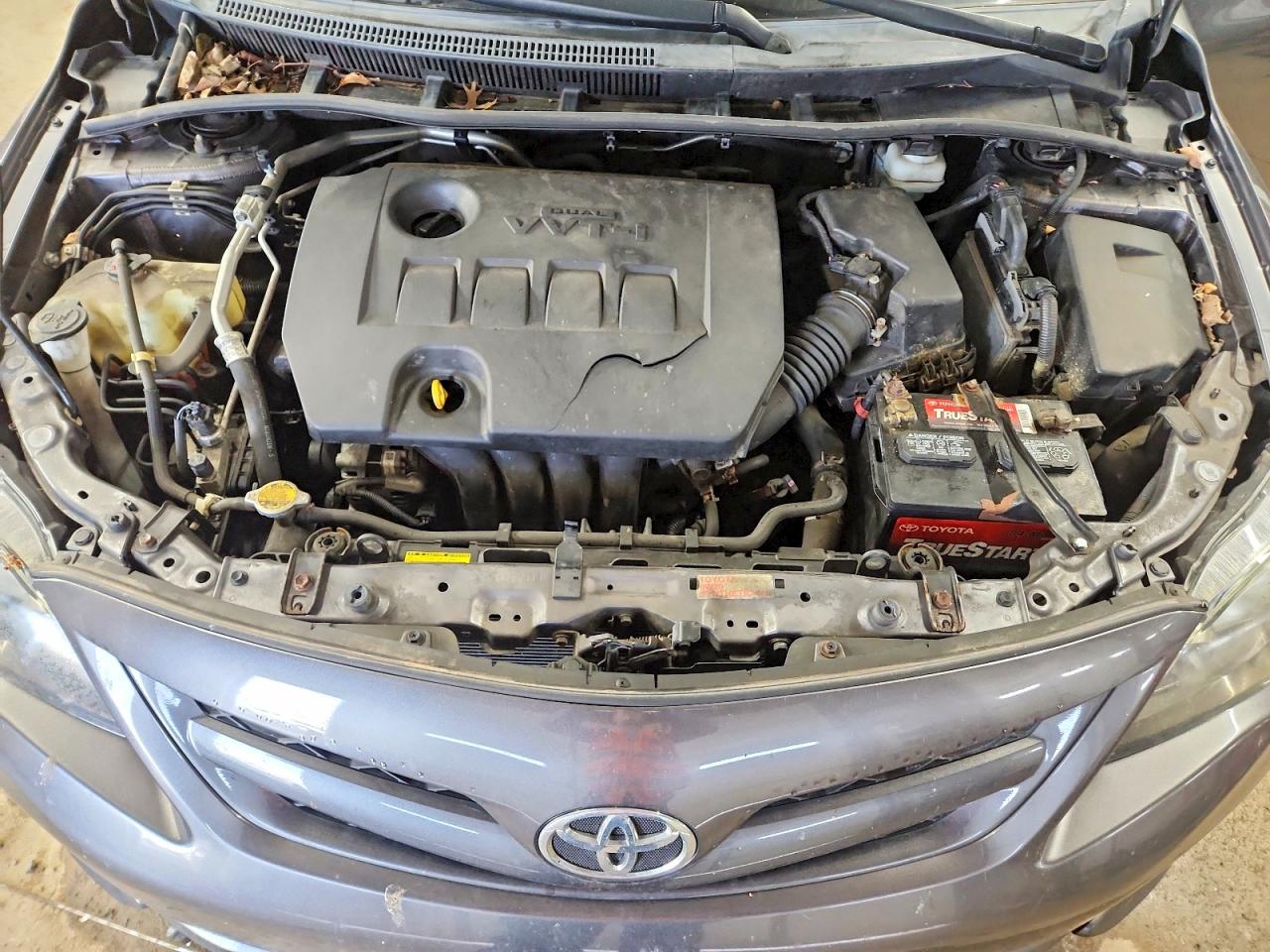 2012 TOYOTA COROLLA BASE photo 11