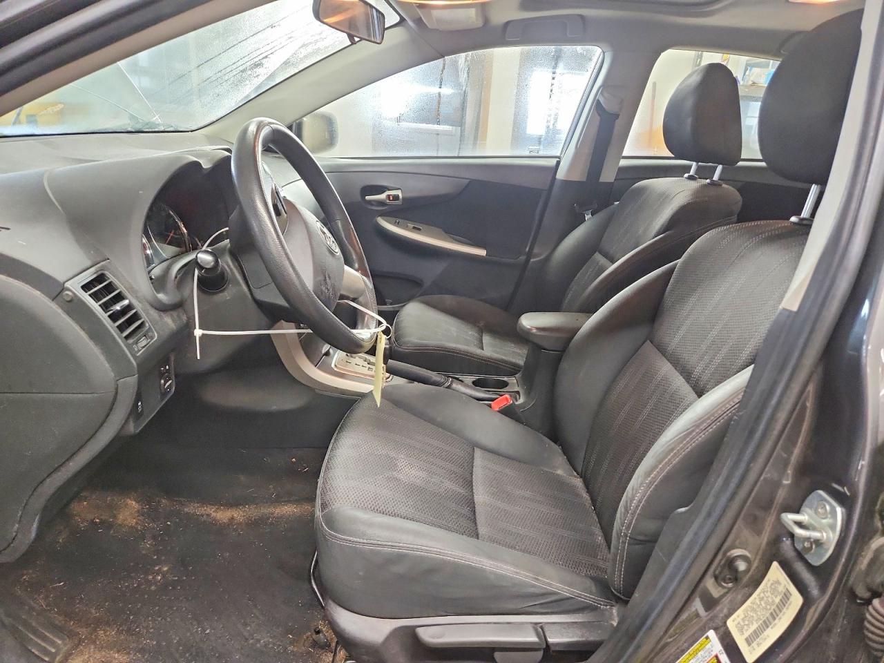 2012 TOYOTA COROLLA BASE photo 7