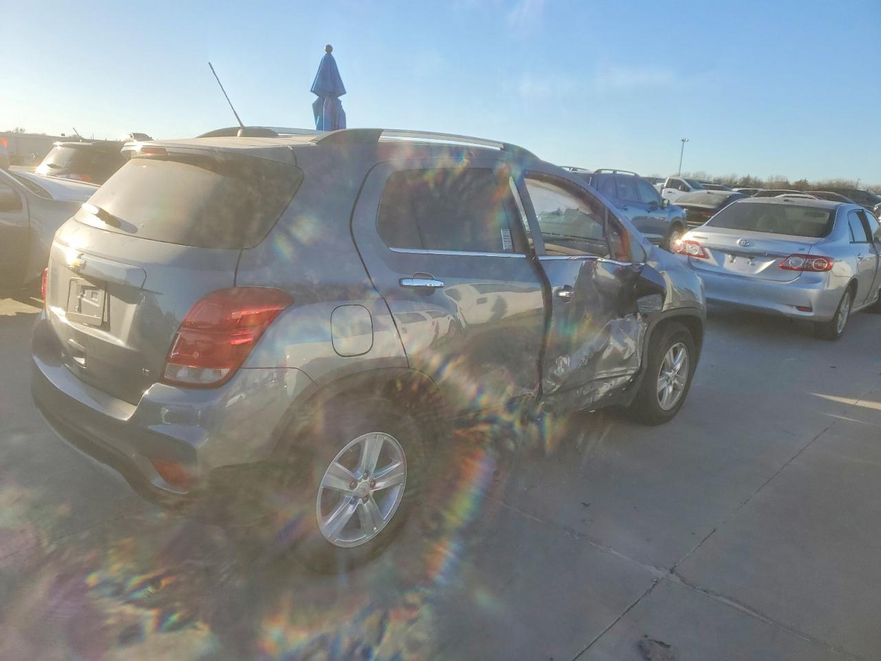 2019 CHEVROLET TRAX 1LT photo 3