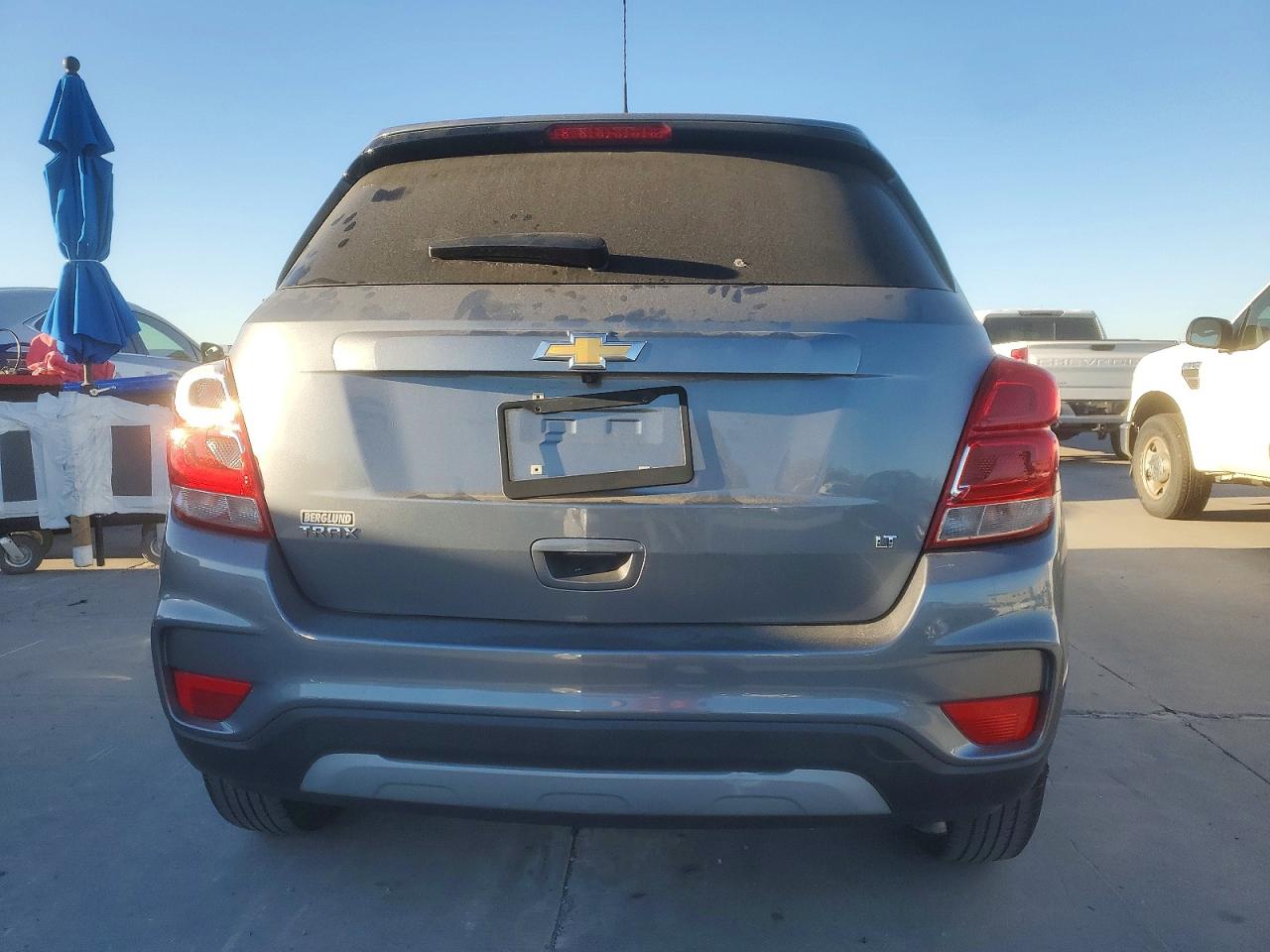 2019 CHEVROLET TRAX 1LT photo 6