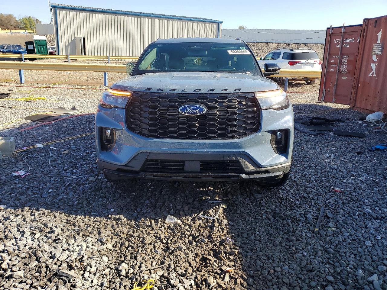 2025 FORD EXPLORER ST-LINE photo 5