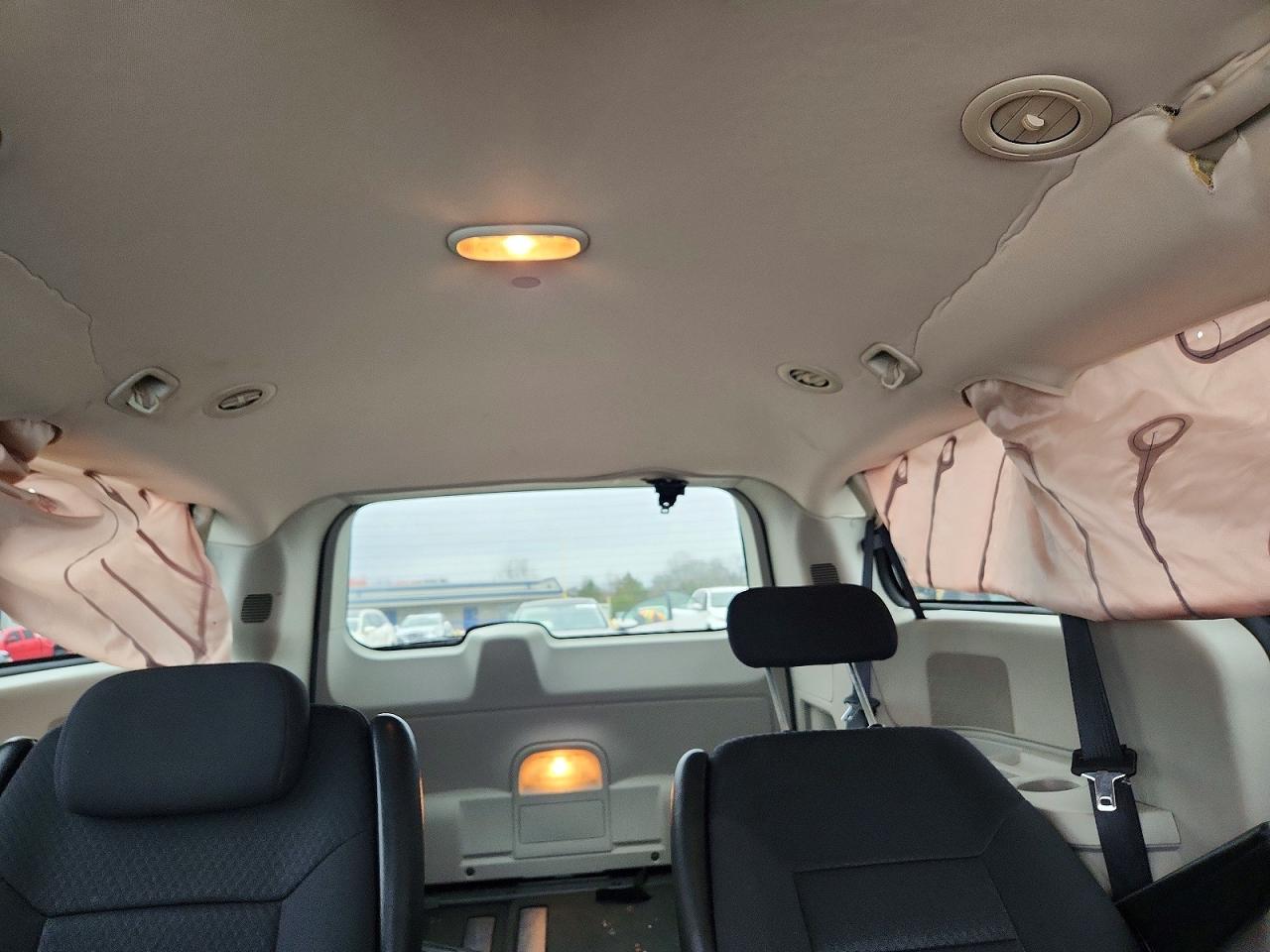 2010 DODGE GRAND CARAVAN SE photo 10