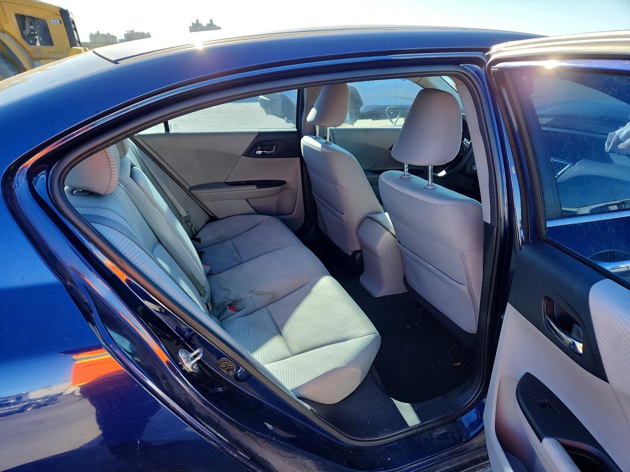 2016 HONDA ACCORD LX photo 10
