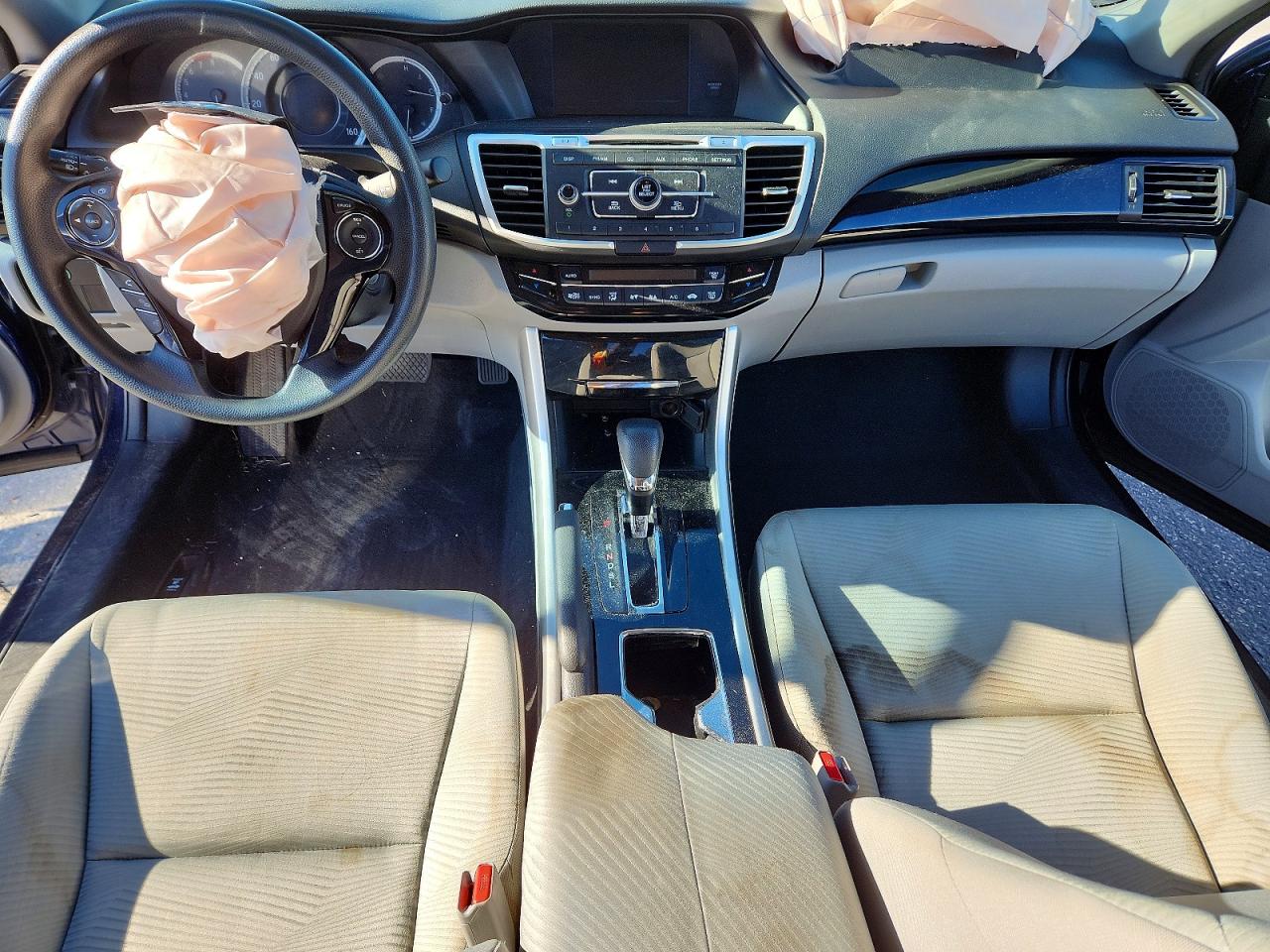 2016 HONDA ACCORD LX photo 8
