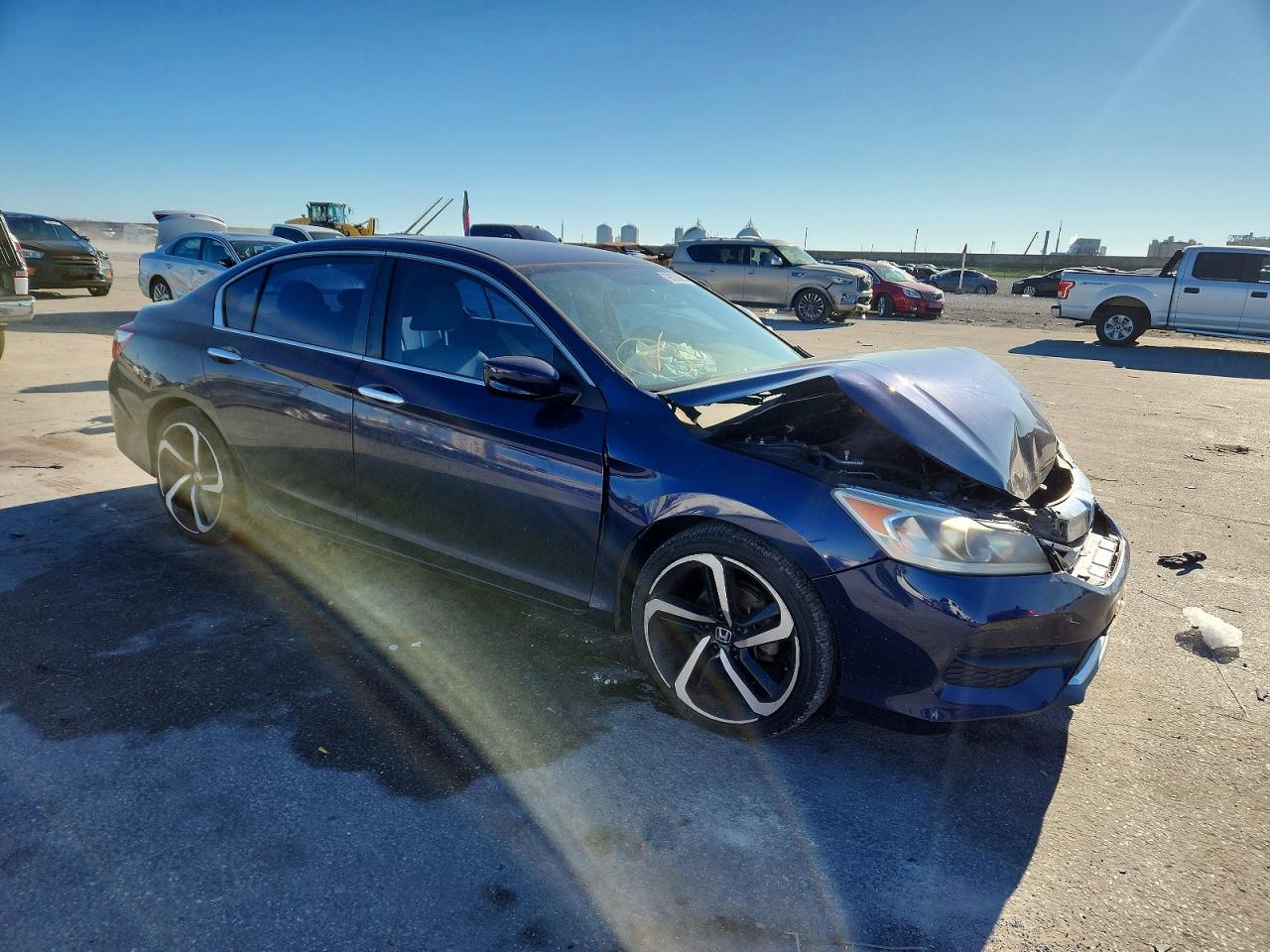 2016 HONDA ACCORD LX photo 4