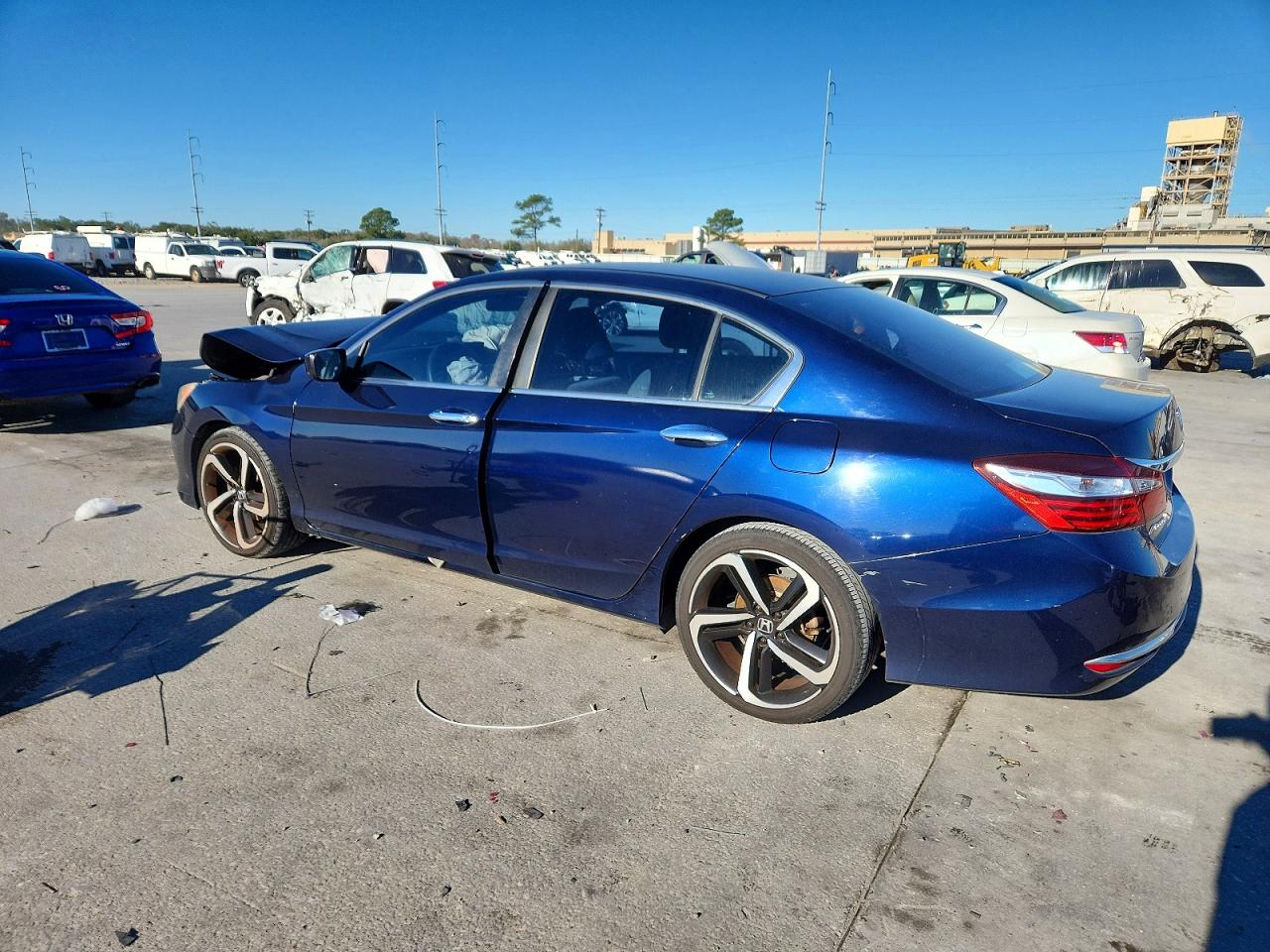 2016 HONDA ACCORD LX photo 2