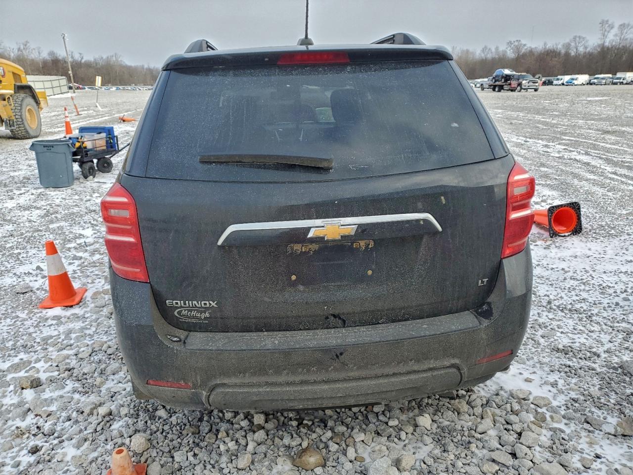 2017 CHEVROLET EQUINOX LT photo 6