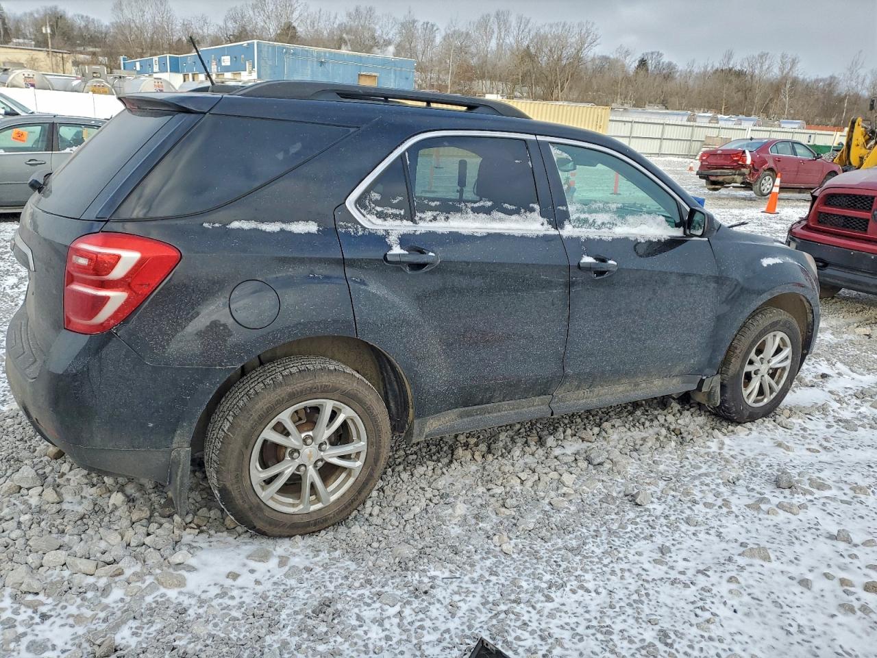 2017 CHEVROLET EQUINOX LT photo 3