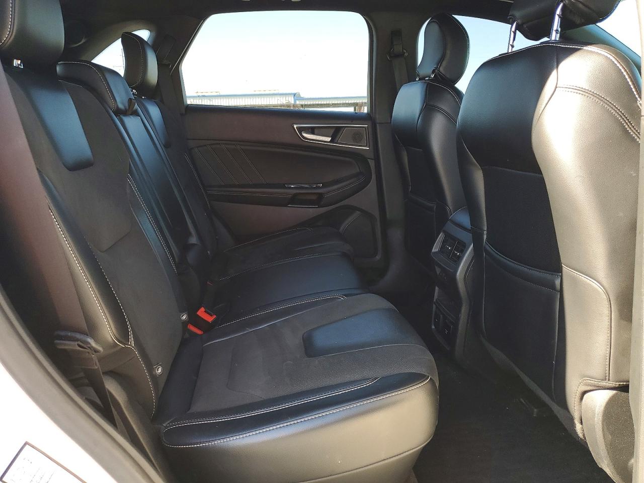 2019 FORD EDGE ST photo 21