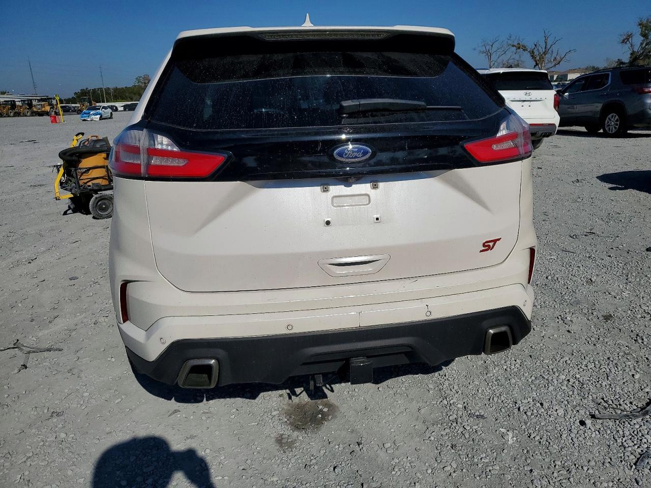 2019 FORD EDGE ST photo 11