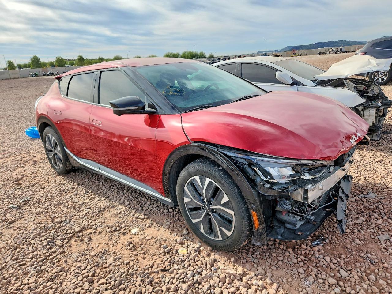 2022 KIA EV6 LIGHT photo 4