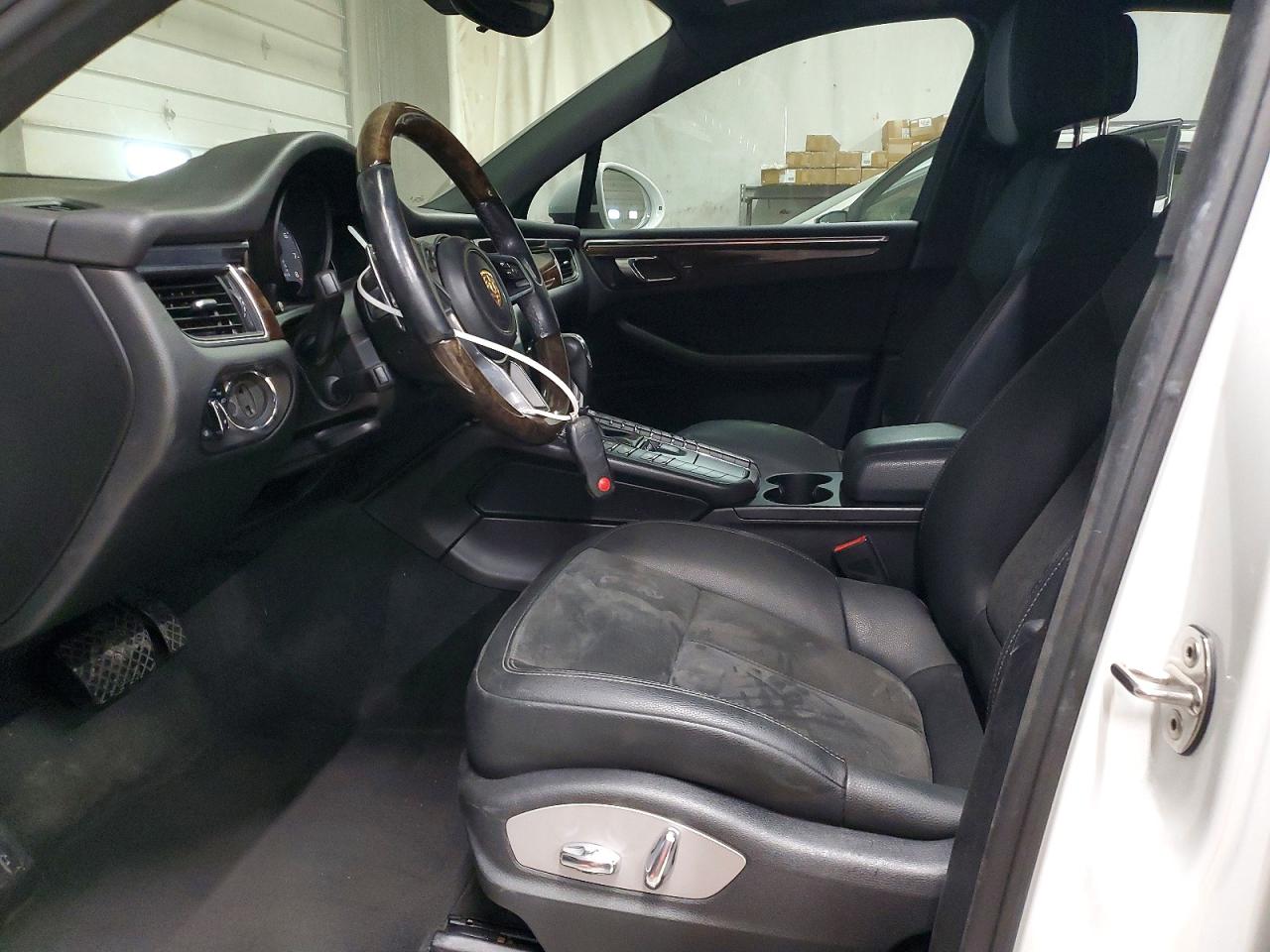 2018 PORSCHE MACAN S photo 7
