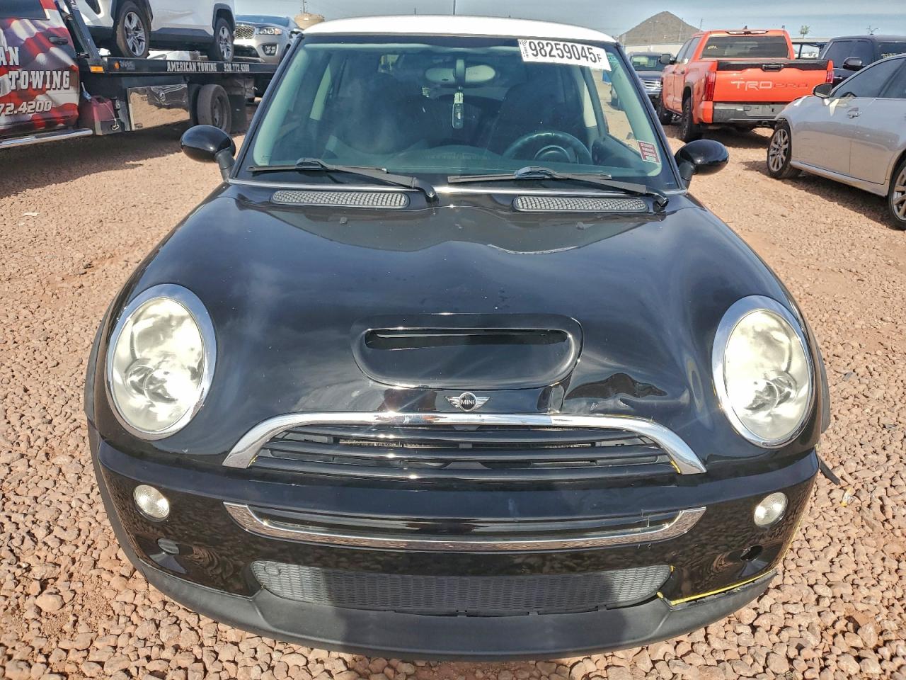 2005 MINI COOPER S photo 5