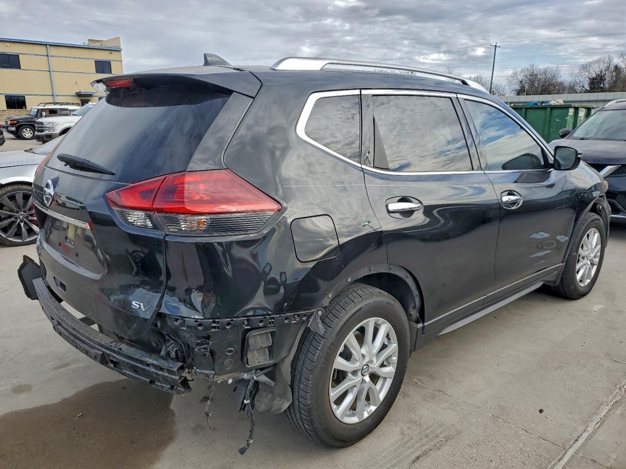 2019 NISSAN ROGUE S photo 3
