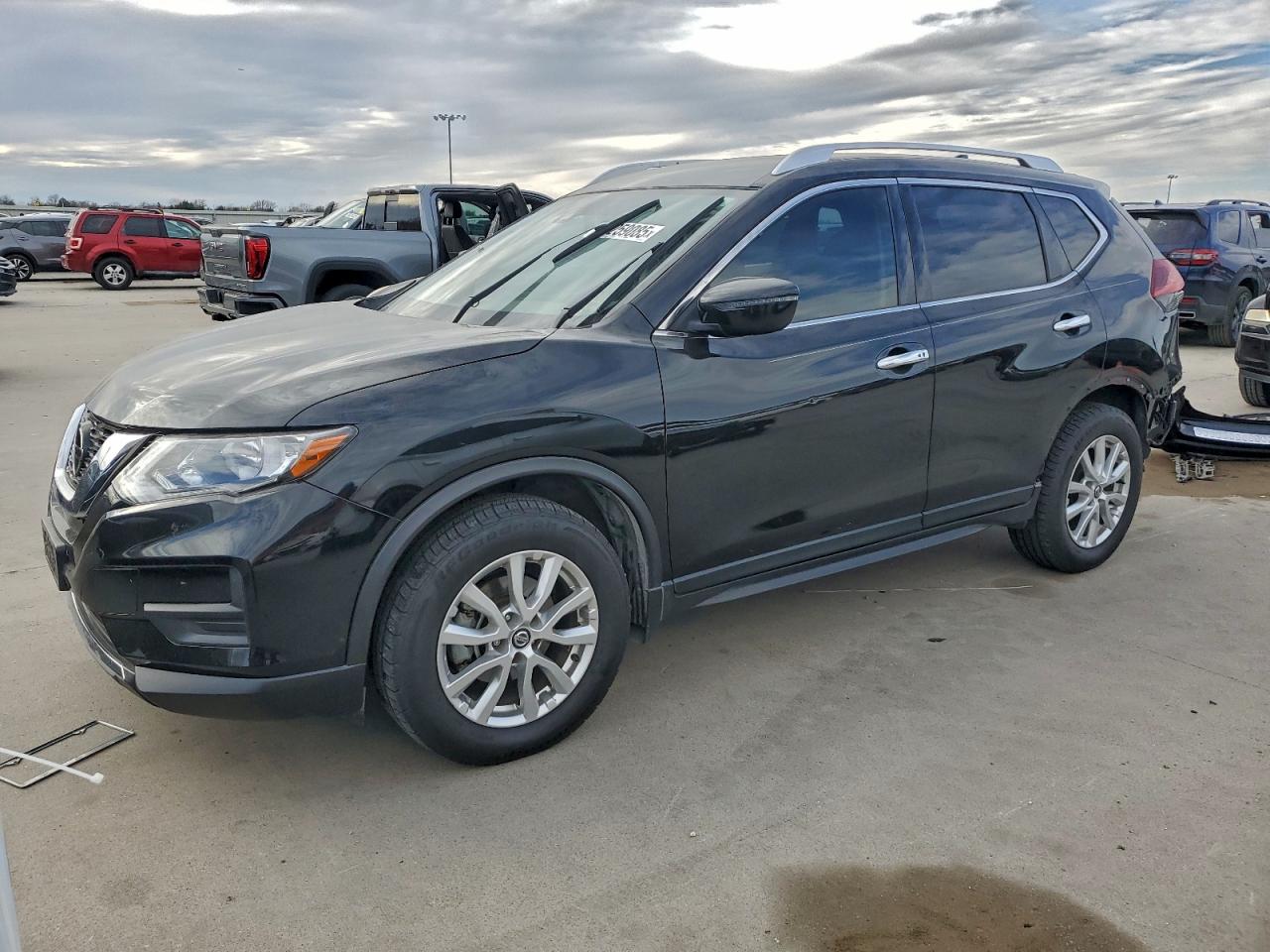 2019 NISSAN ROGUE
