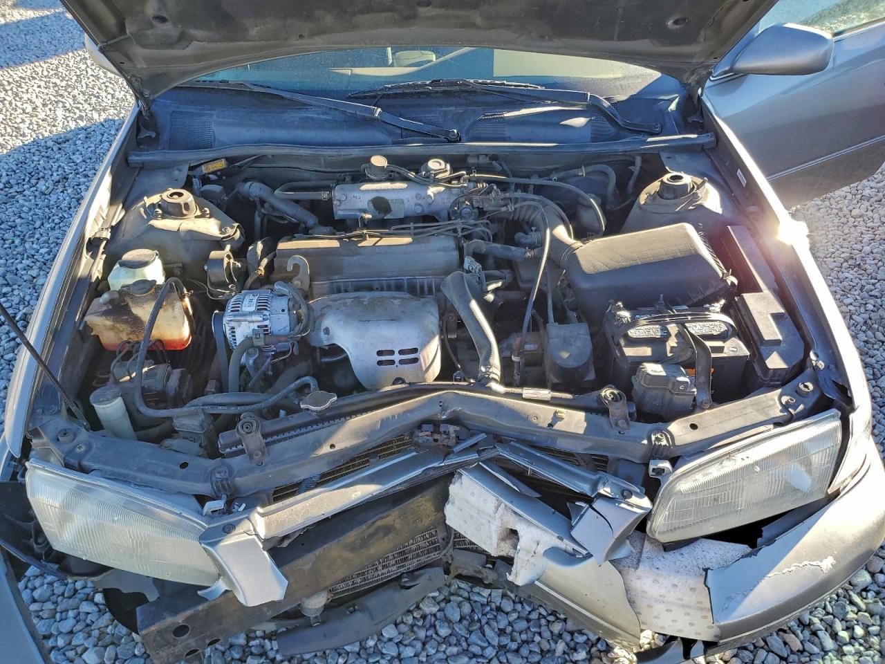 1999 TOYOTA CAMRY CE photo 11
