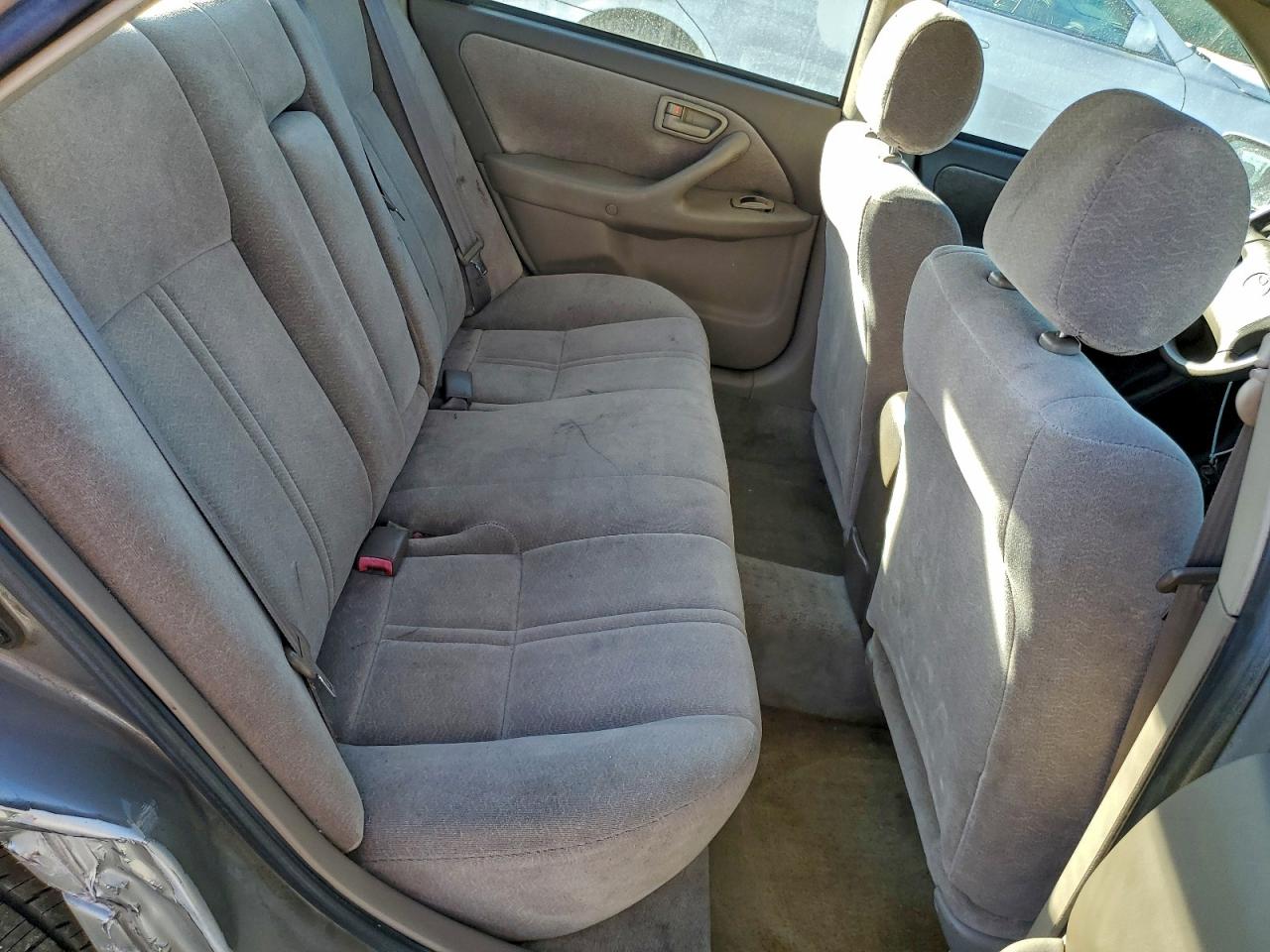 1999 TOYOTA CAMRY CE photo 10