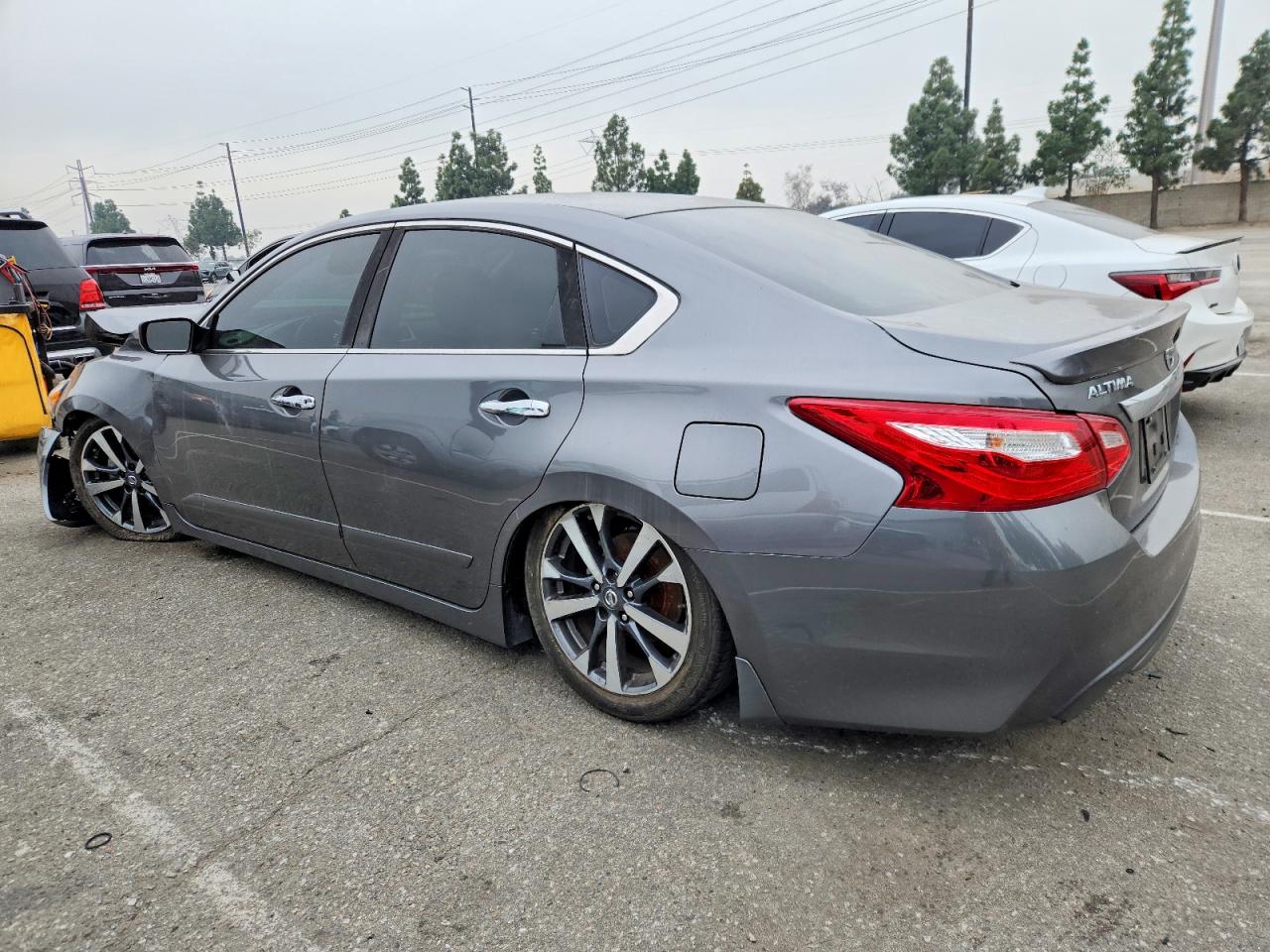 2016 NISSAN ALTIMA 2.5 photo 2