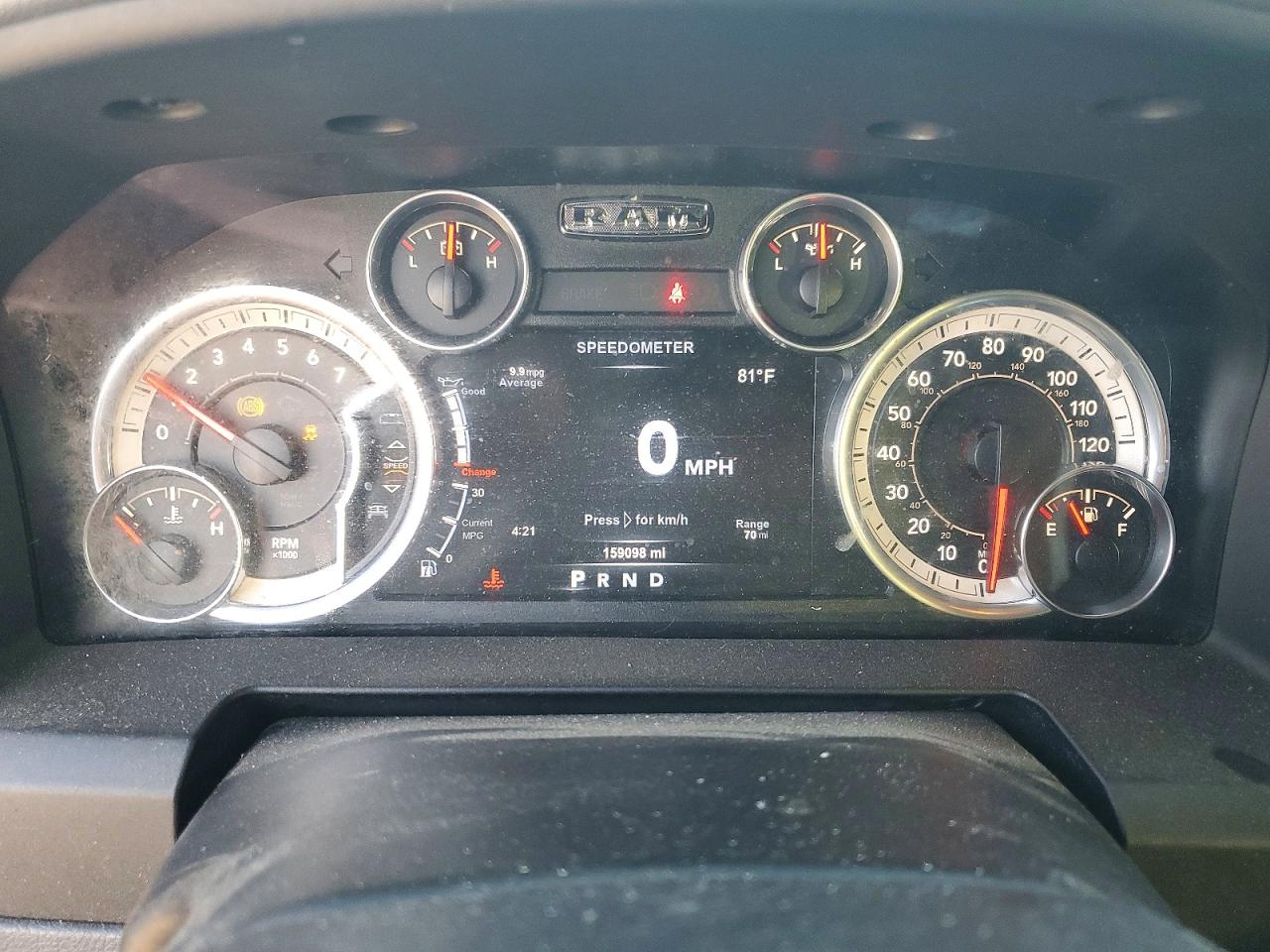 2015 RAM 1500 SLT photo 9