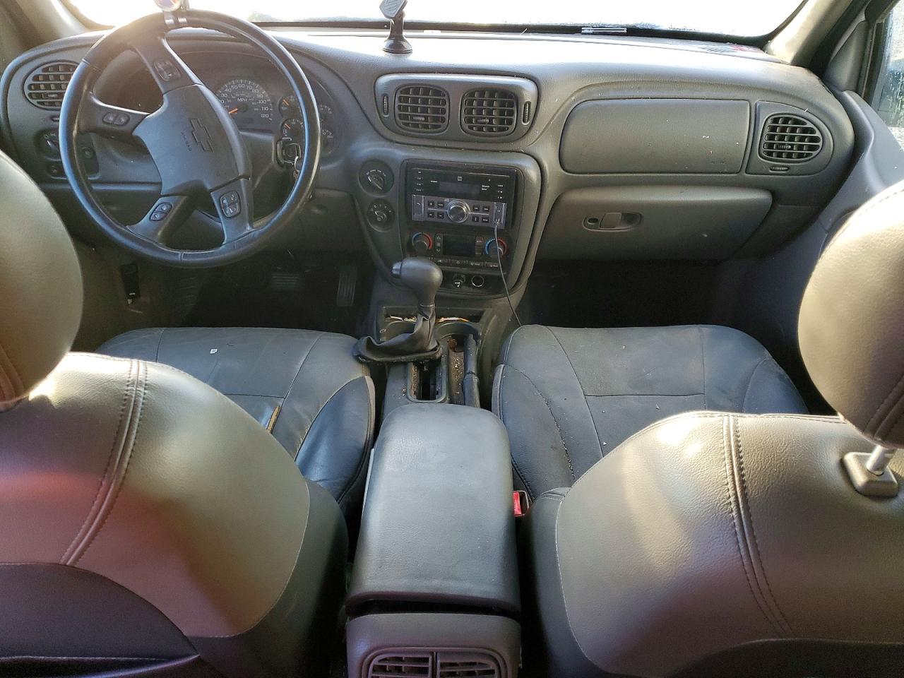 2002 CHEVROLET TRAILBLAZER photo 8