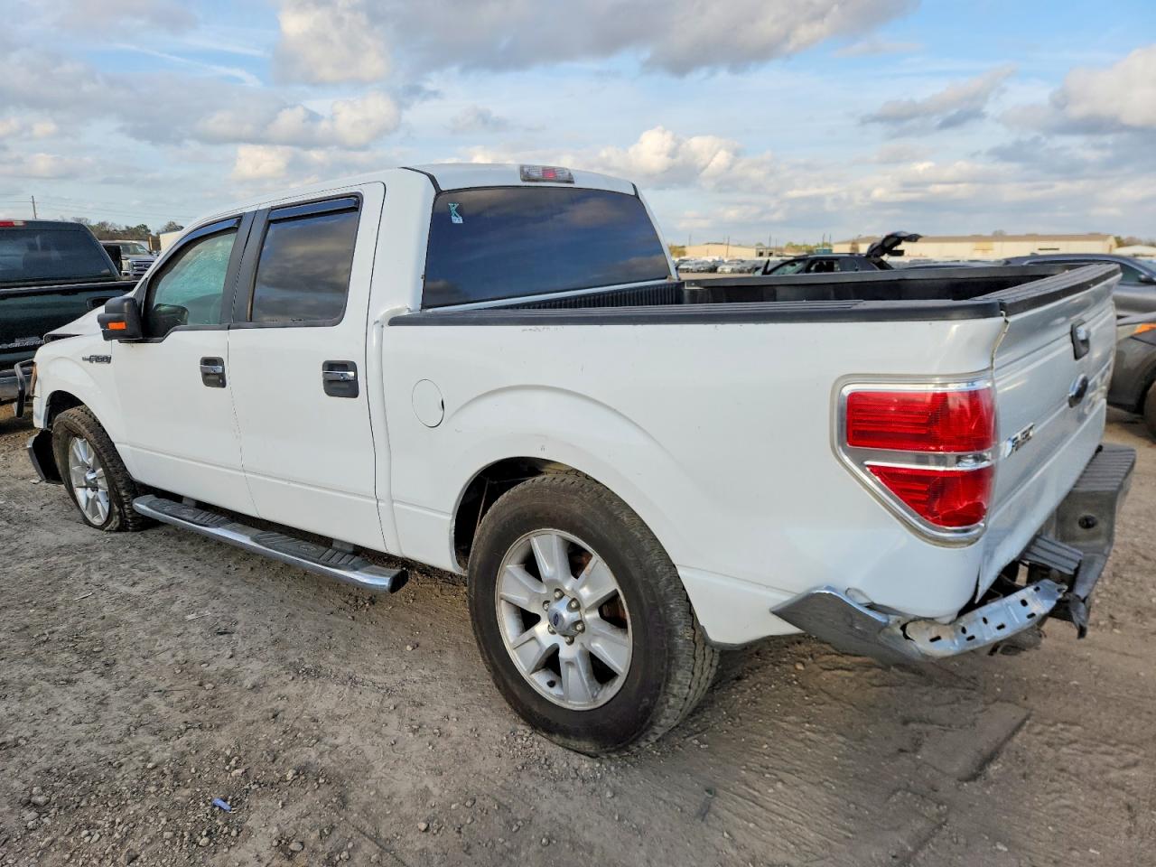 2010 FORD F150 SUPERCREW photo 2