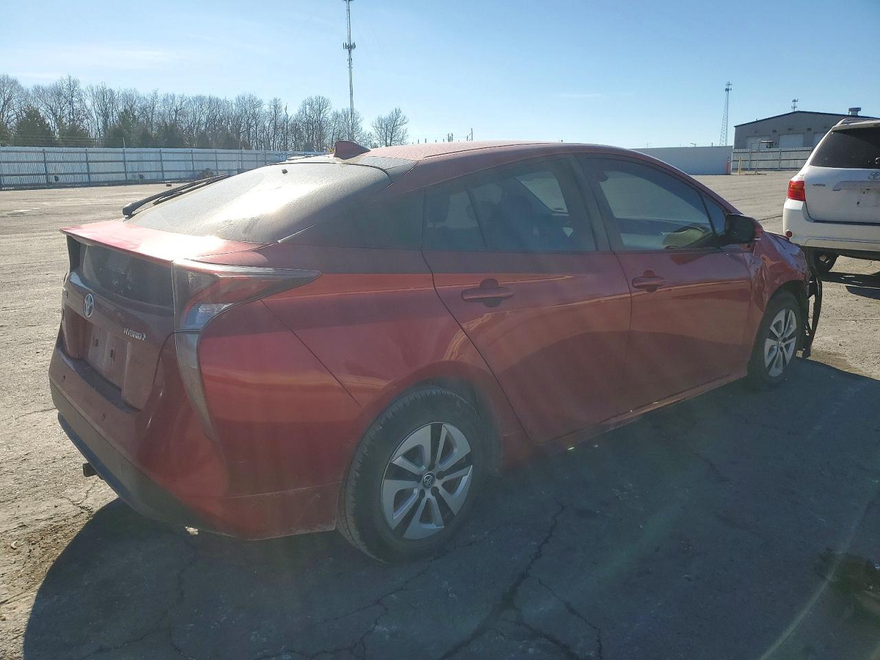 2018 TOYOTA PRIUS TWO photo 3