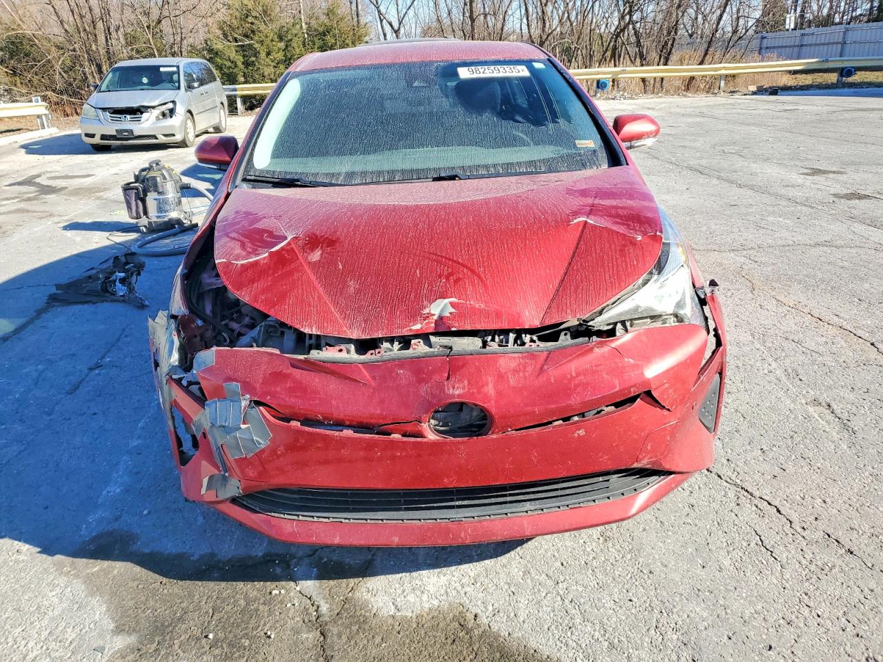 2018 TOYOTA PRIUS TWO photo 5