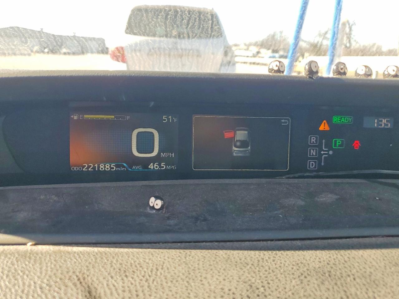 2018 TOYOTA PRIUS TWO photo 9